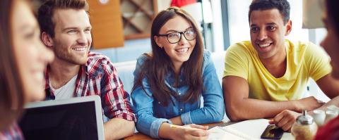 Des étudiant en alternance à IMT Mines Alès